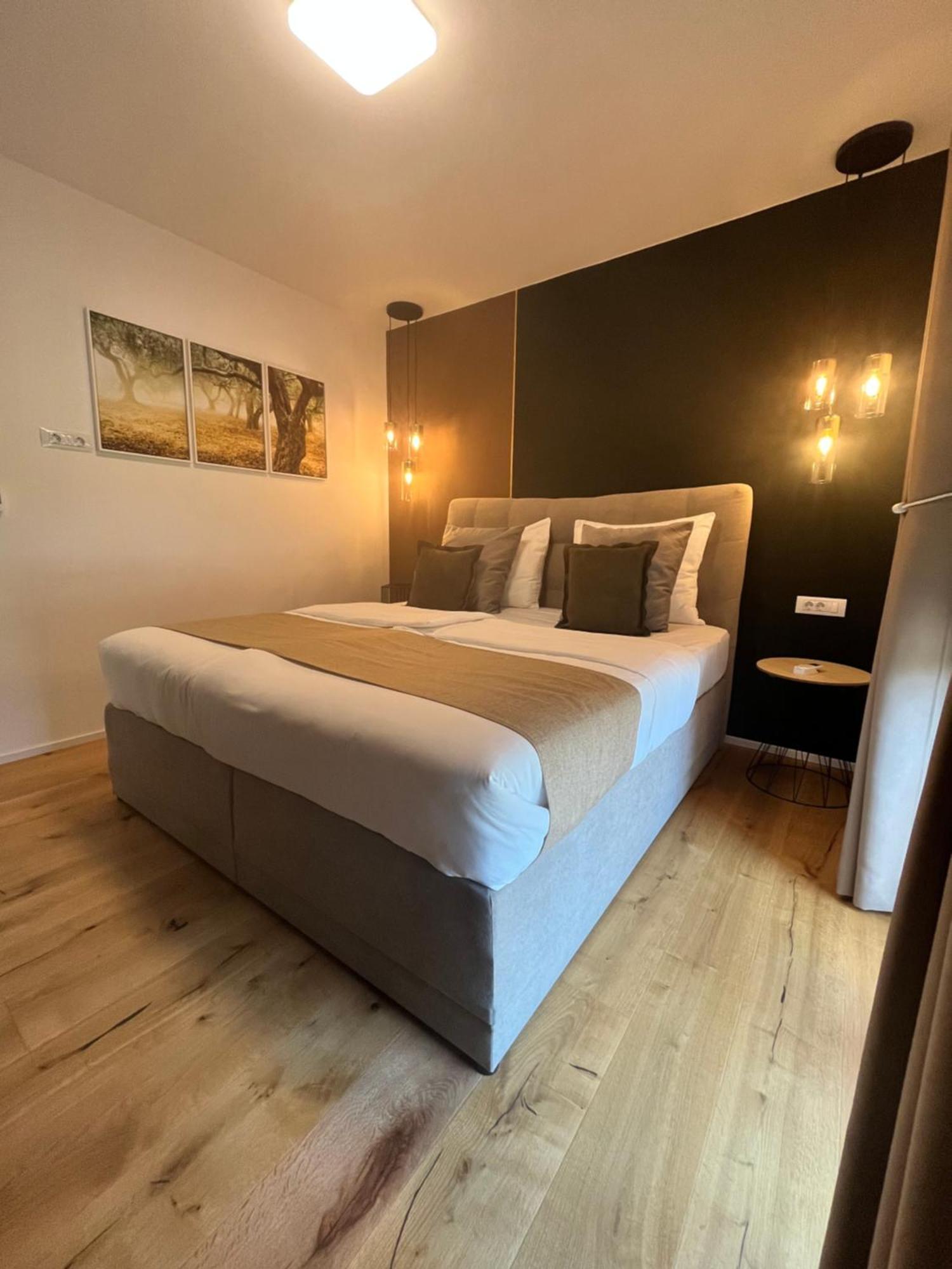 Olivea Luxury Suites 파자나 외부 사진