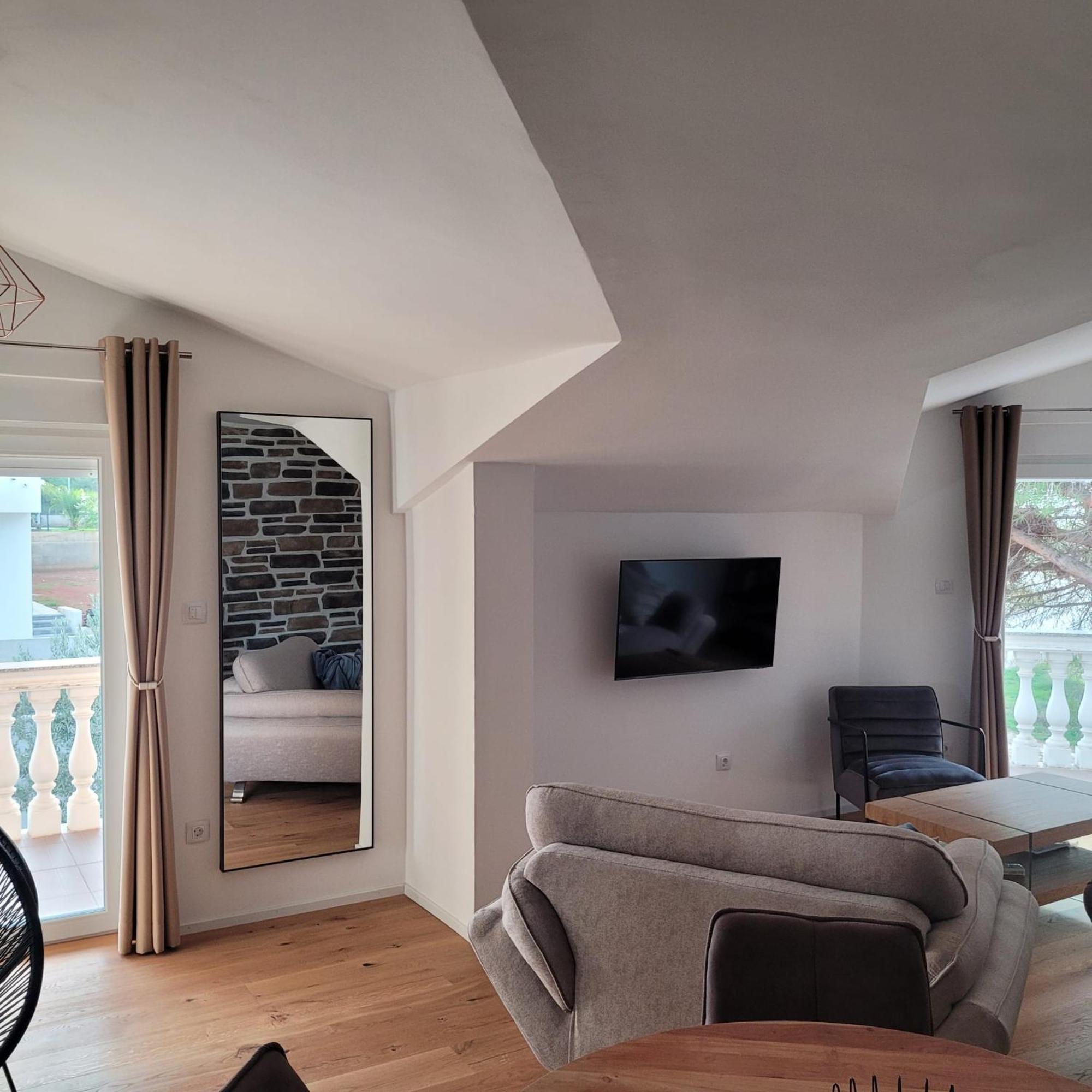 Olivea Luxury Suites 파자나 객실 사진